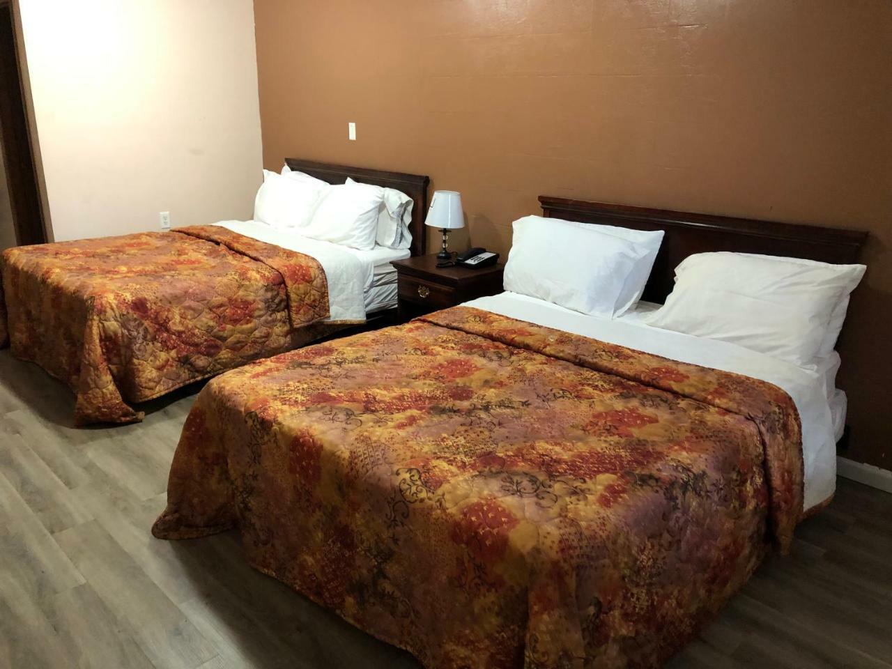 Town Motel Oshkosh Esterno foto